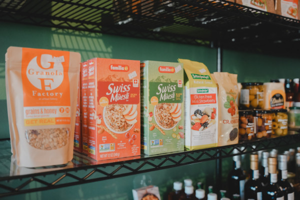 grocery store building